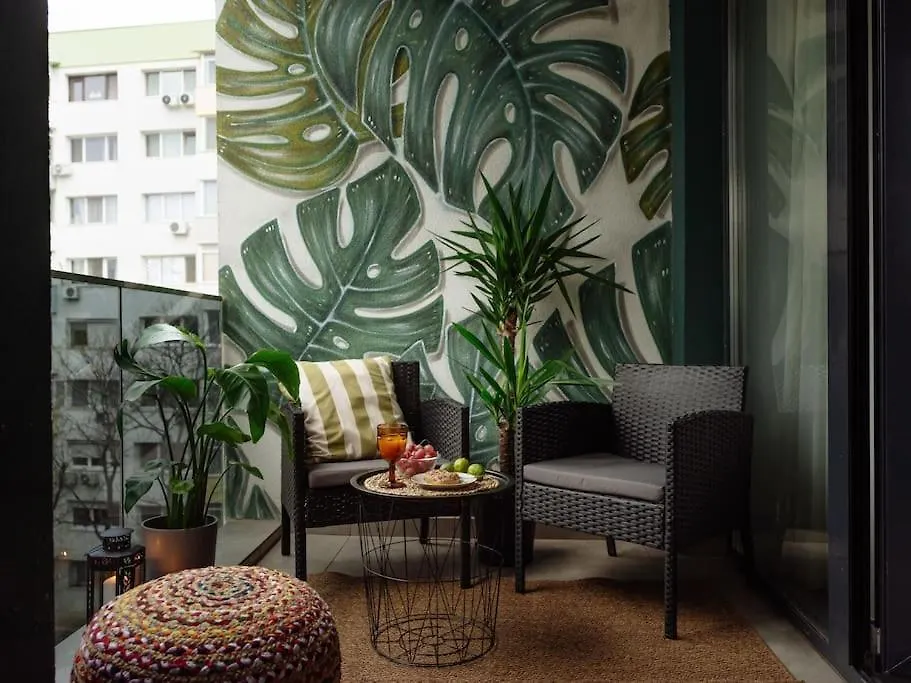 Central 14 Apartment - New Building & Parking Bucharest Romania