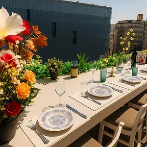 Apartament Old Town With Amazing View From The Balcony, Bucureşti